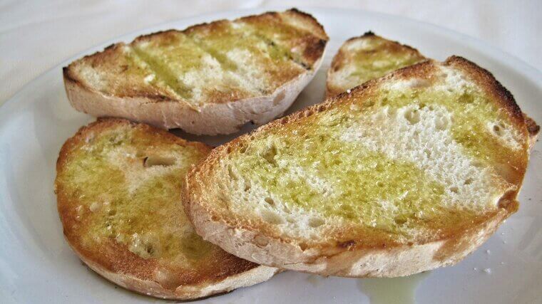 White Bread Sandwiches With Margarine