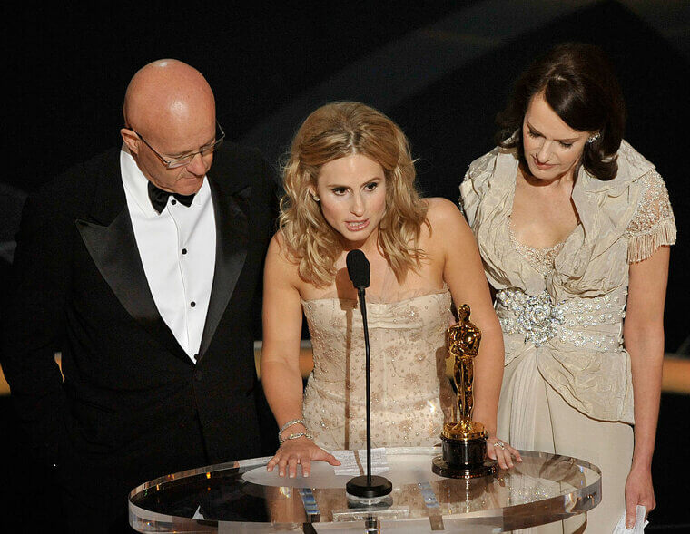 Heath Ledger’s Posthumous Oscar for Best Supporting Actor in The Dark Knight Was Accepted by His Parents and Sister