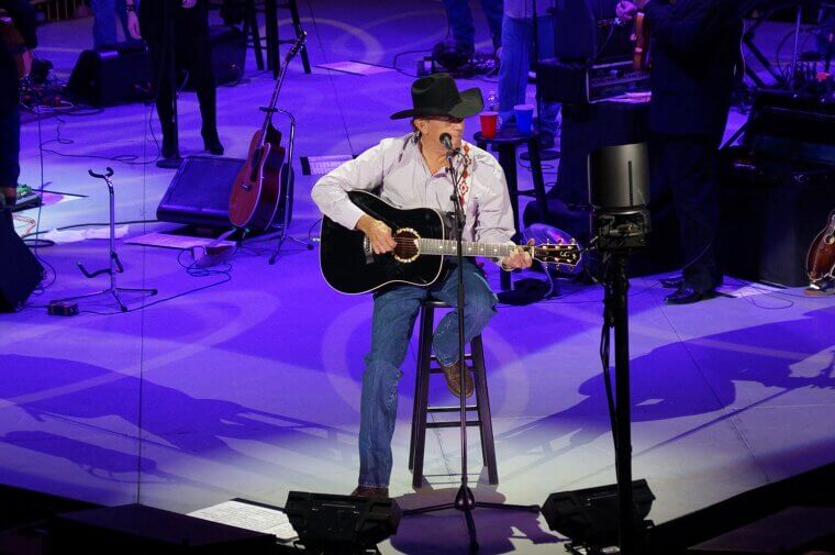 George Strait Passed on 'Friends in Low Places' (Recorded by Garth Brooks)