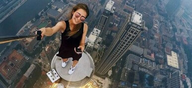 40 Death-Defying Selfies That Will Make Your Heart Skip A Beat