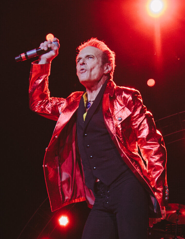 David Lee Roth Quietly Worked As A Certified Emergency Medical Technician