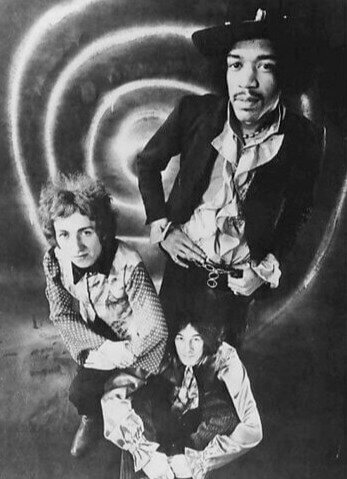 Jimi Hendrix Completed Dozens Of Jumps As A United States Army Paratrooper