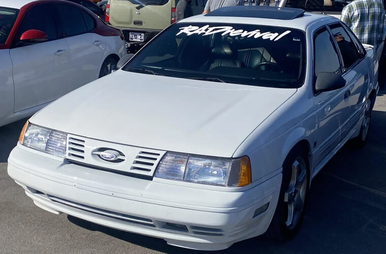 Ford Taurus SHO
