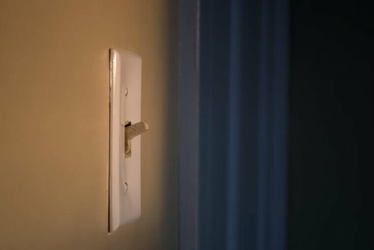 Replace a Light Switch