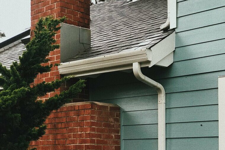 Clean and Reattach a Loose Gutter