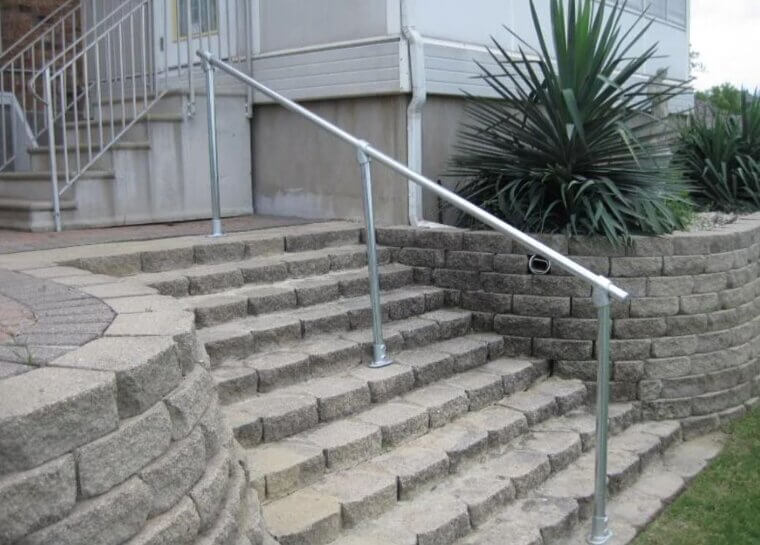Sturdy Handrails