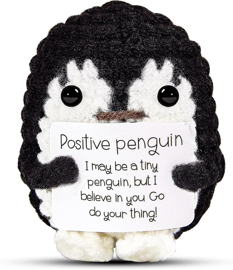 Hoedia Pickle Penguin - Cute Knitted Gift for Any Occasion - Now 36% Off!