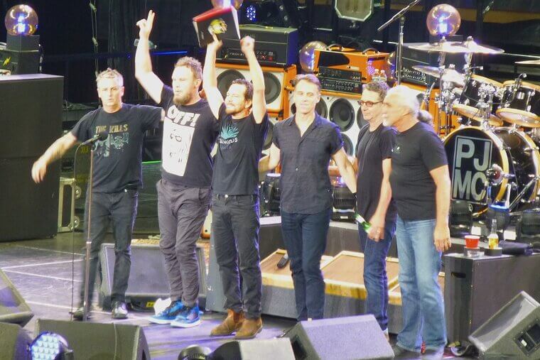 Pearl Jam Fights Local Homelessness Through Their Vitalogy Foundation
