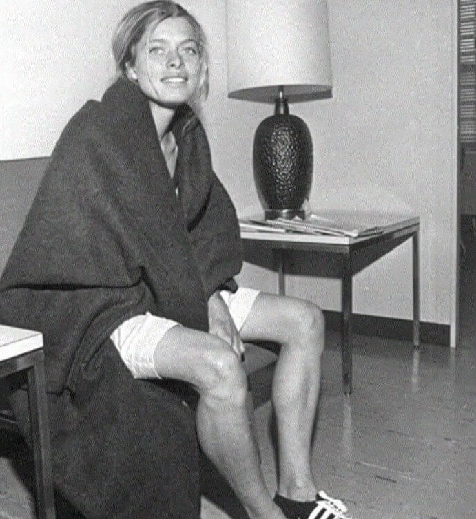 She Defied the "No Women" Rule and Ran the Boston Marathon