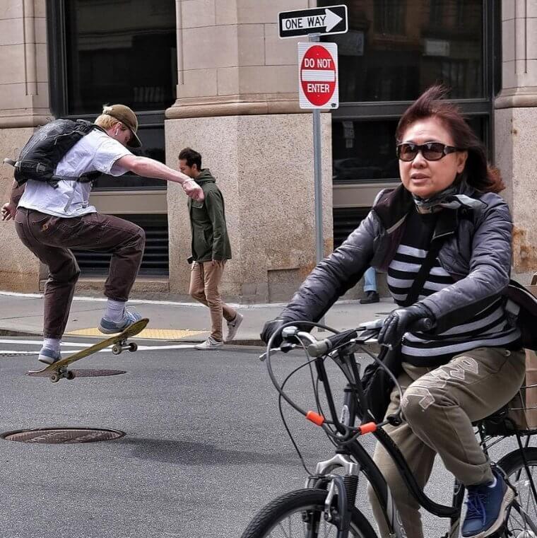 Prenda uma folha de dicas em sua bicicleta