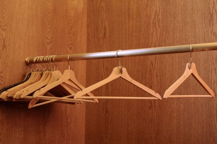 Broomstick Closet Rod Hack