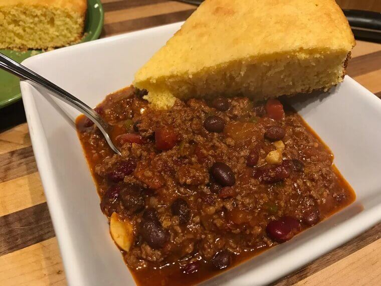 Chili With Cornbread