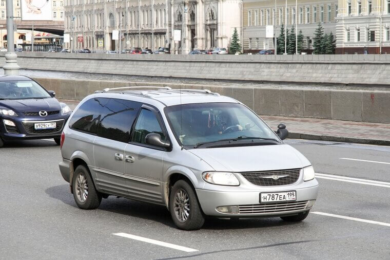 Chrysler Town & Country (2008–2012)