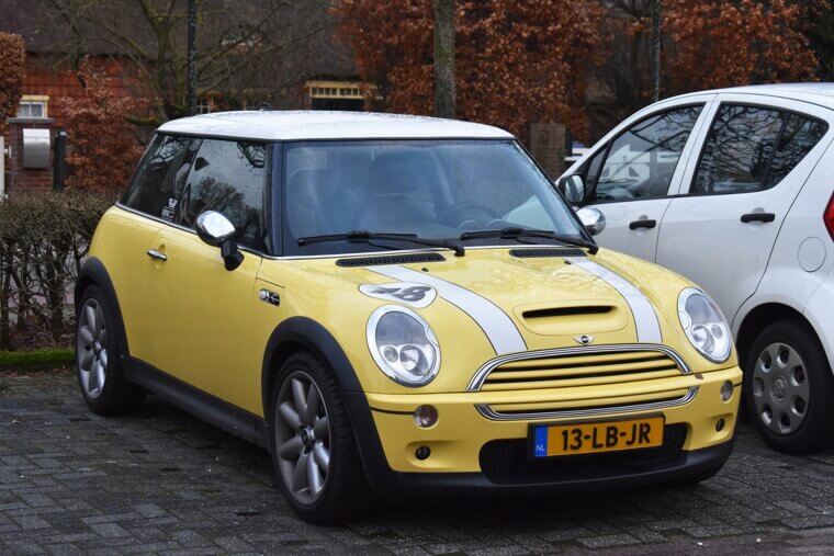 Mini Cooper (2002–2006)