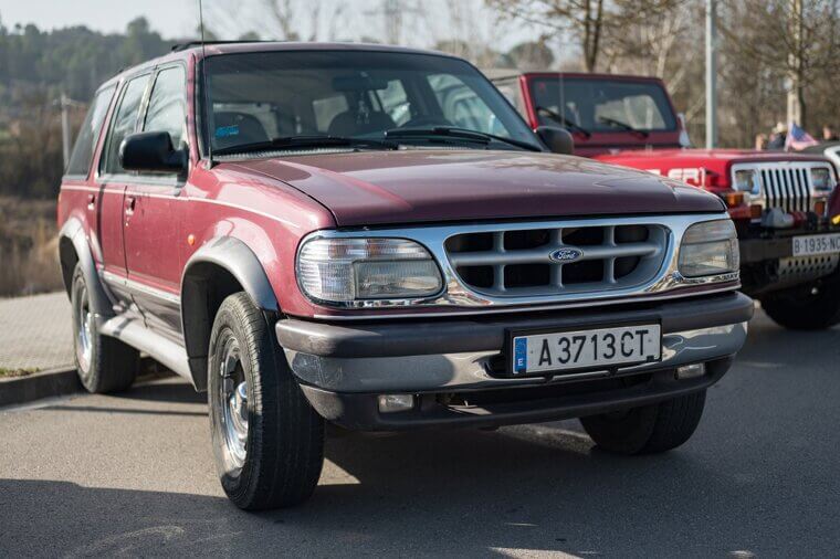 Ford Explorer (2002–2006)