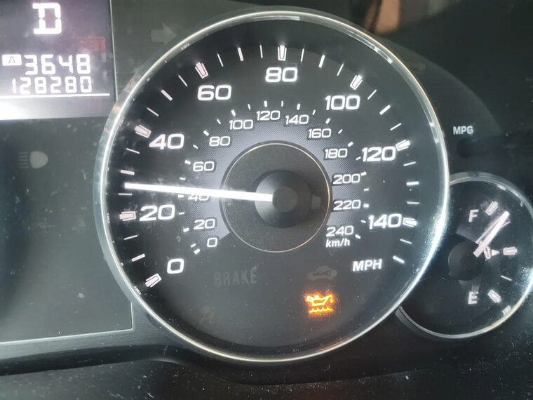 Low Oil Pressure Warning Light