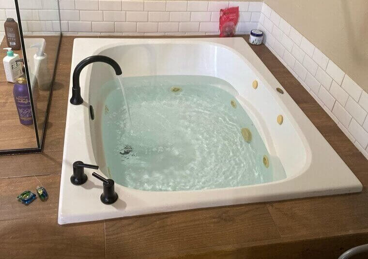 Sunken Bathtubs That Are Steeped in Regret
