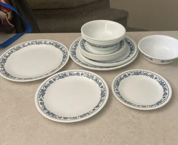 Timeless Blue Floral Dinnerware
