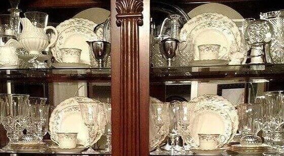 China Cabinet Display