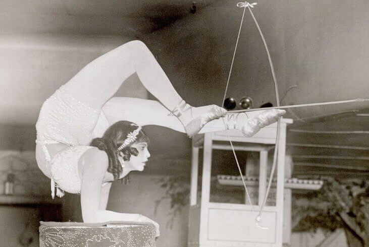 Longest Arrow Shot Using Only Feet