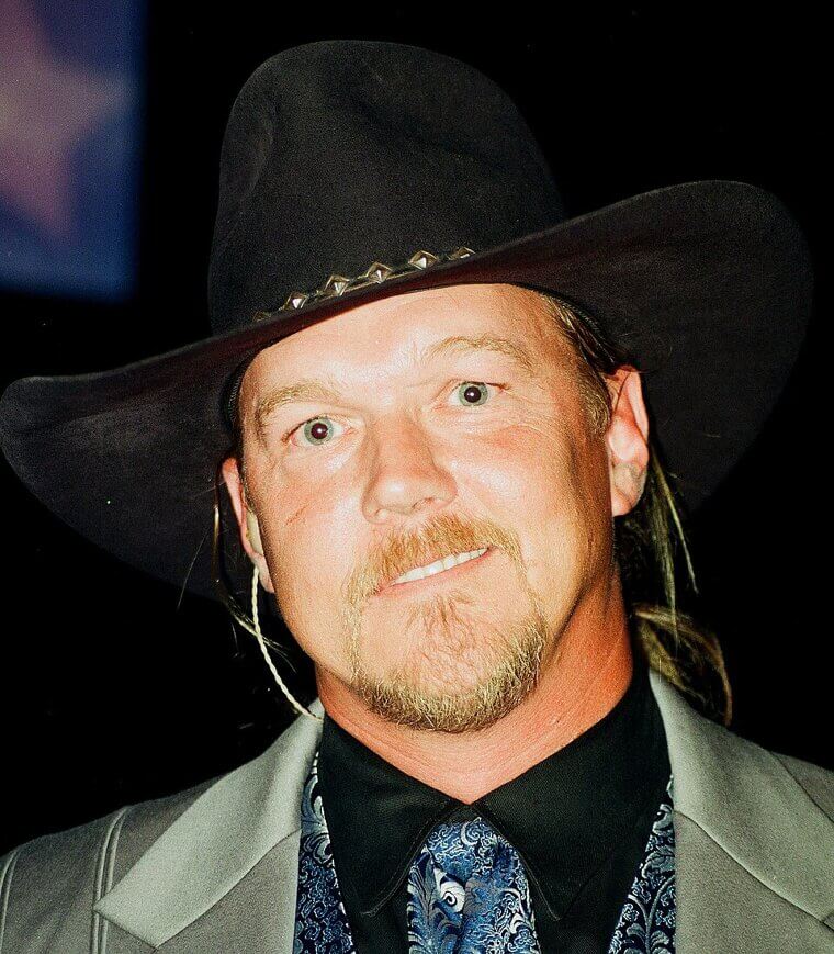 Trace Adkins' "Every Light in the House" Portrays Lingering Denial