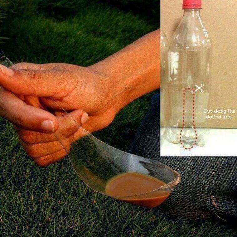 Homemade Spoon From a Soda Bottle