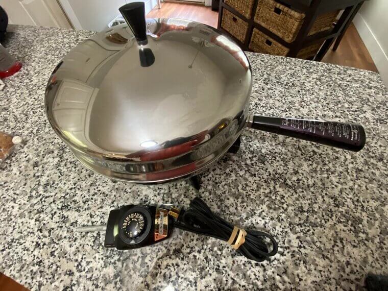 An Electric Skillet