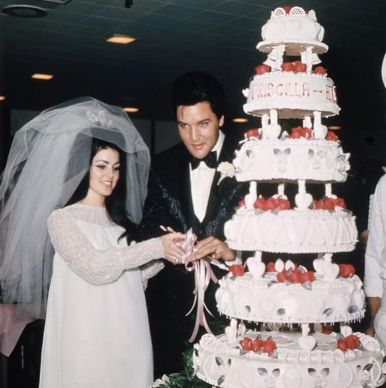 Keeping Her Virginity Until Marriage