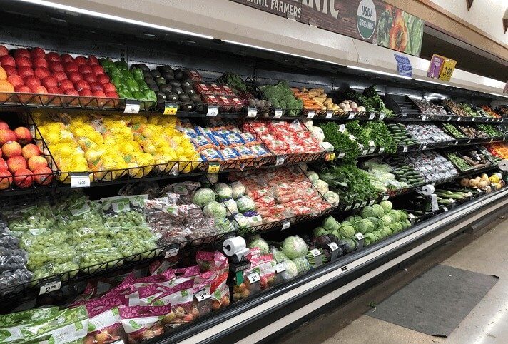 Fruits and Veggies Are Always at the Entrance to Make Shoppers Feel Healthy