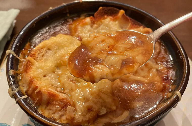 French Onion Soup (with Swiss)