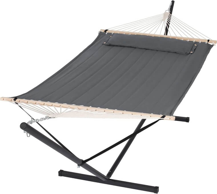 Enjoy Family Time With This 2-Person Hammock With Stand