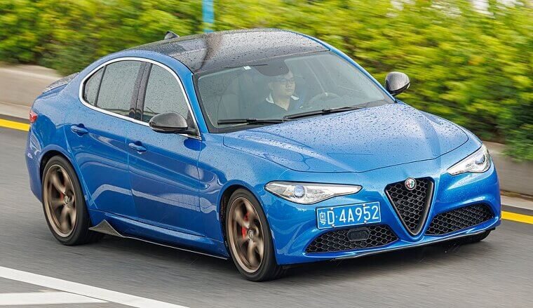 Alfa Romeo Giulia (2015-Present)