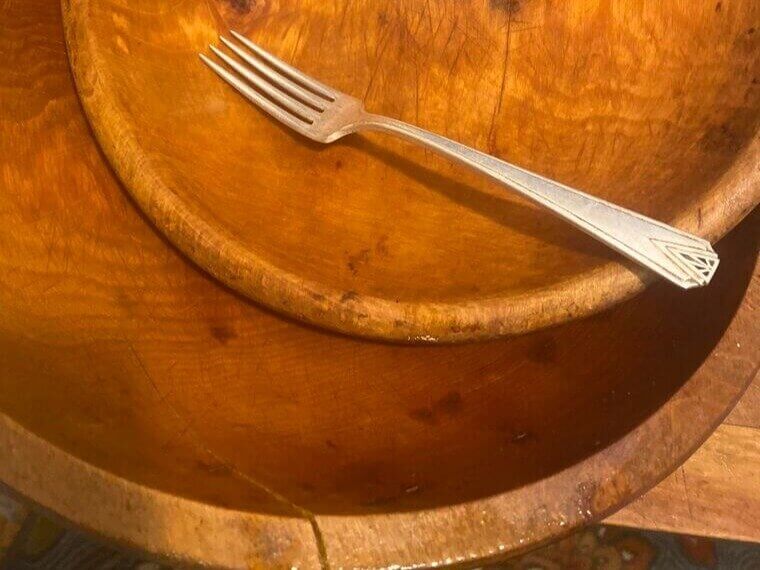 Wooden Salad Bowls and Classic Utensils in the '90s Kitchen