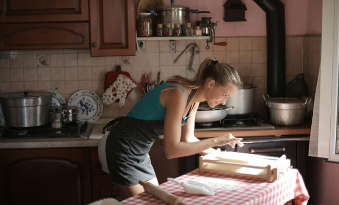 The "Kitchen Cabinet" Apothecary: Surprising Household Uses for Common Pantry Staples