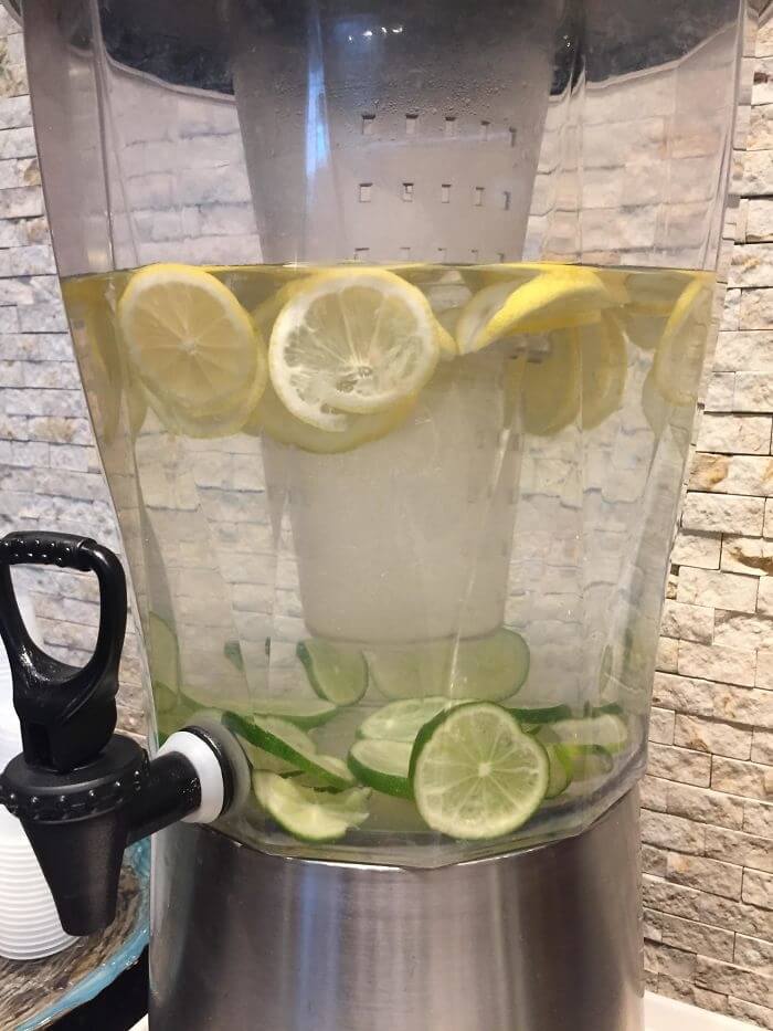 What Happens To Lemons And Limes In Water