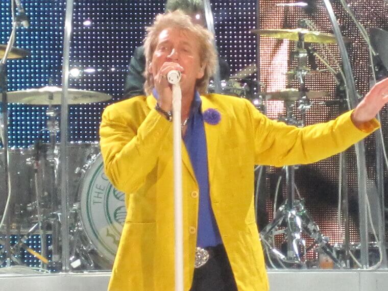 Rod Stewart’s Supposed Stint as a Gravedigger