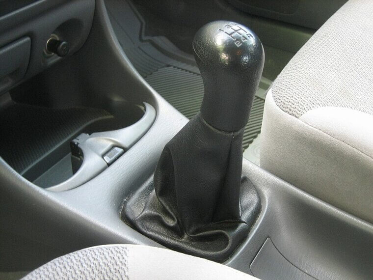 Shift Gears Wisely (Manual Drivers)
