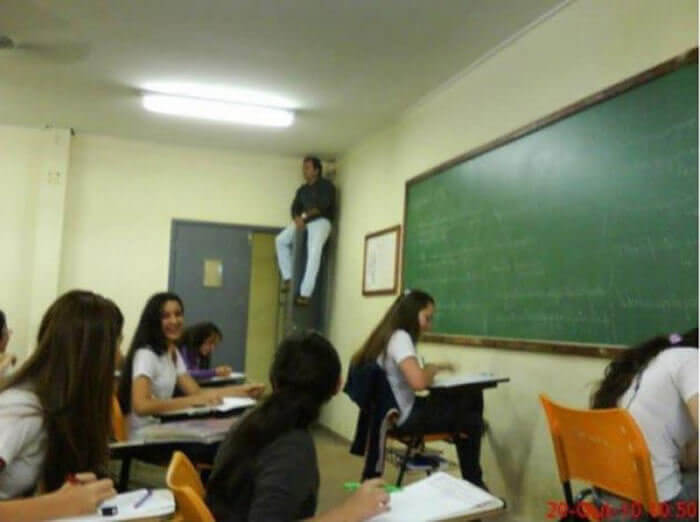 Do Not Try And Cheat On This Teacher's Test Day