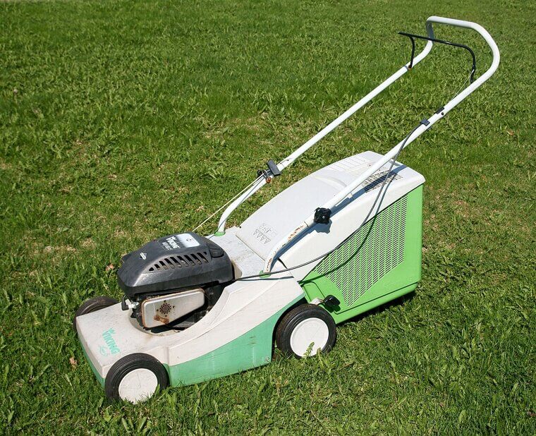 Using Dull Mower Blades
