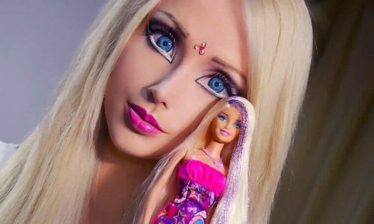Space Barbie Knows All