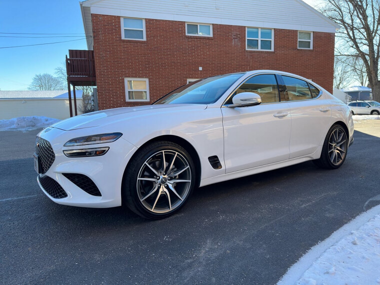 Genesis G70