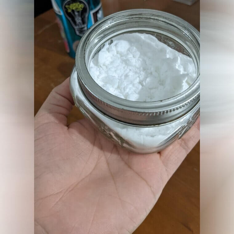 Neutralize Cooking Smells With Baking Soda