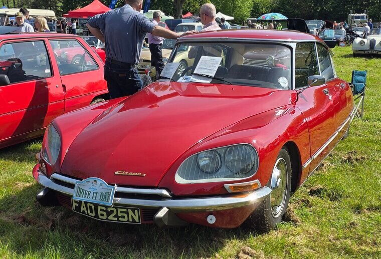 Citroën DS (1955-1975)