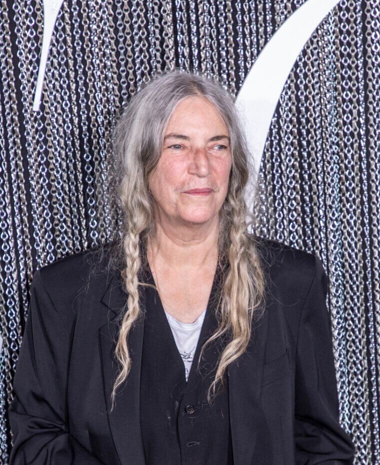 Patti Smith Blends Poetry and Punk Rock in Captivating Live Performances