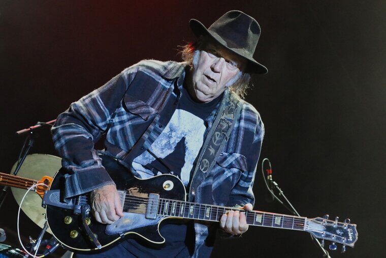 Neil Young Jams Endlessly on Tour With His Beloved Band Crazy Horse
