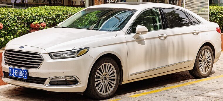 Ford Taurus