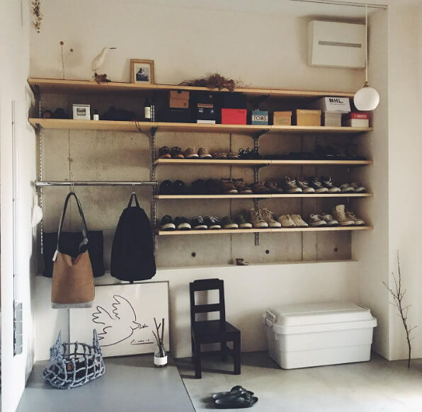 Enlève tes chaussures à l'extérieur