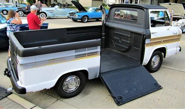 Chevrolet Corvair 95 Rampside Pickup