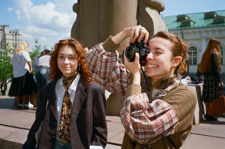 ​1990: A New Decade With Stronger Incomes