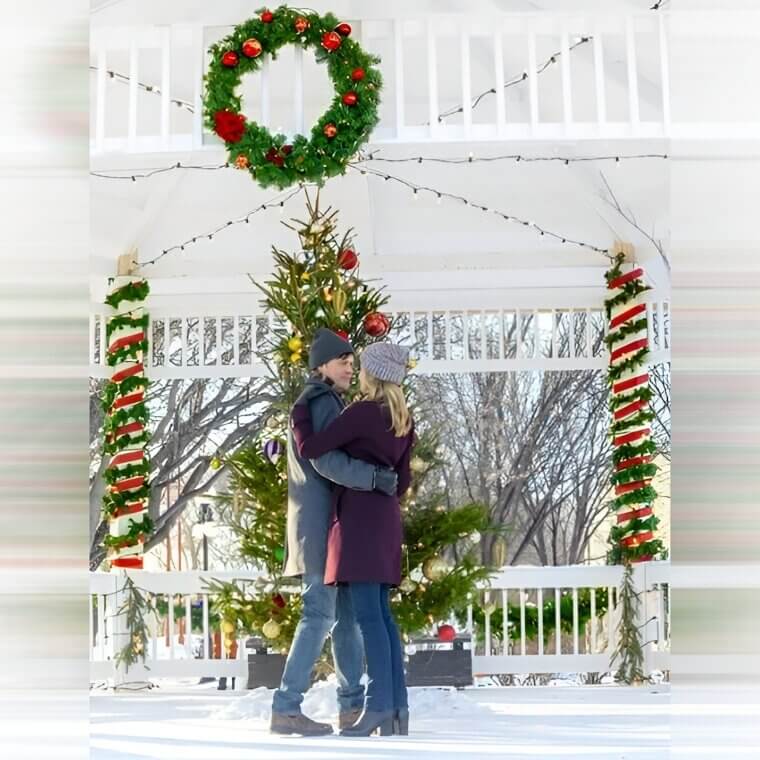 30. Christmas Connection (2017)